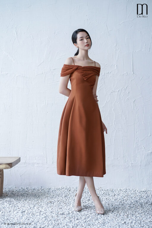 Cerro Dragnet Shoulder Dress