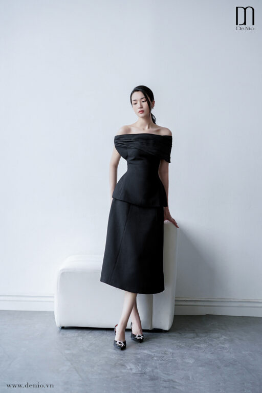 Andiamo Shoulder Dragne Tube Top