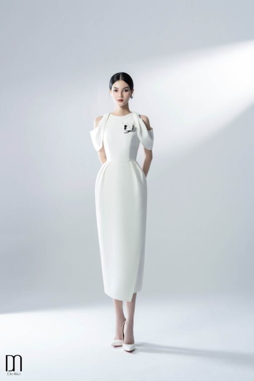 White Pearl Folding Dress
