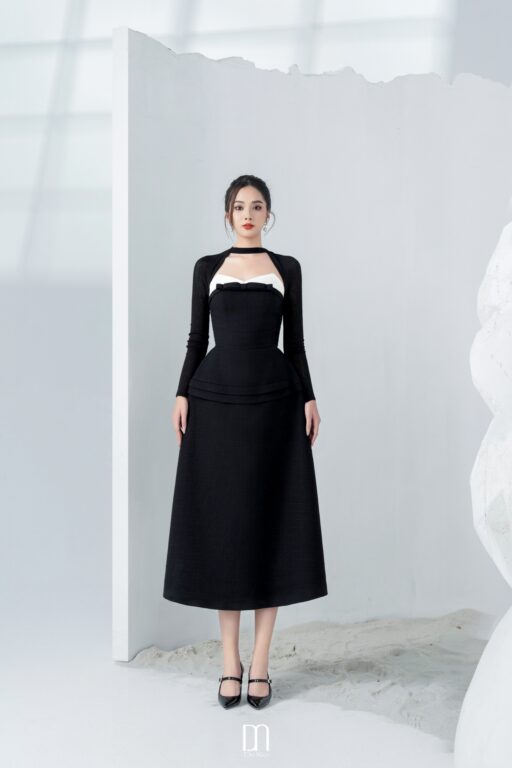 Lizzy long sleeves dress with bowtie