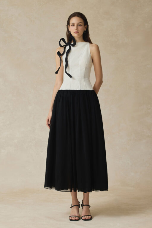 Lunaria Halter neck lace dress with bow